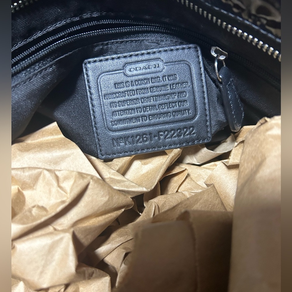 COACH Patent Leather Monogram Peyton Embossed Tote EUC - Picture 4 of 10